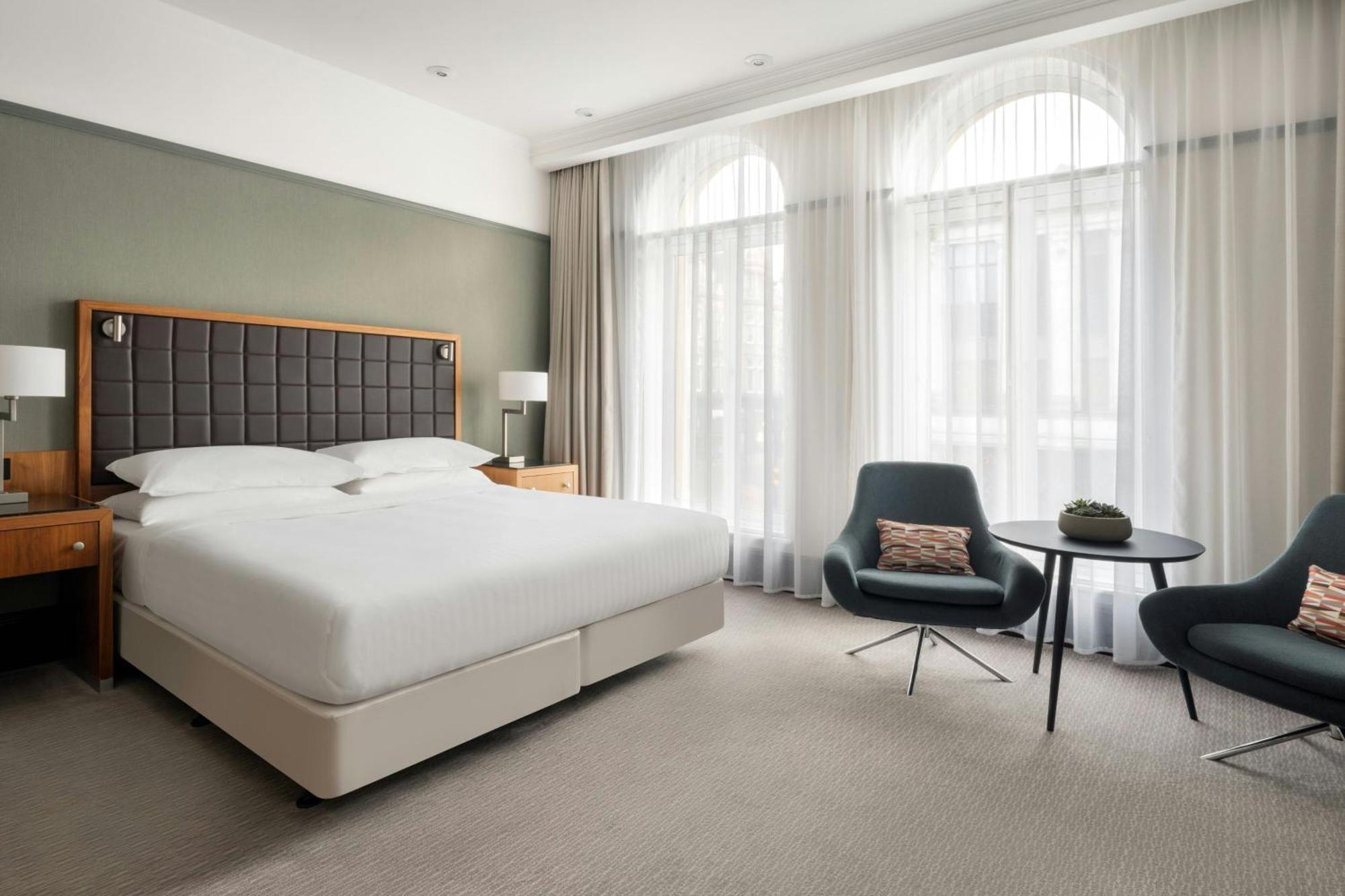 Leeds Marriott Hotel 4*