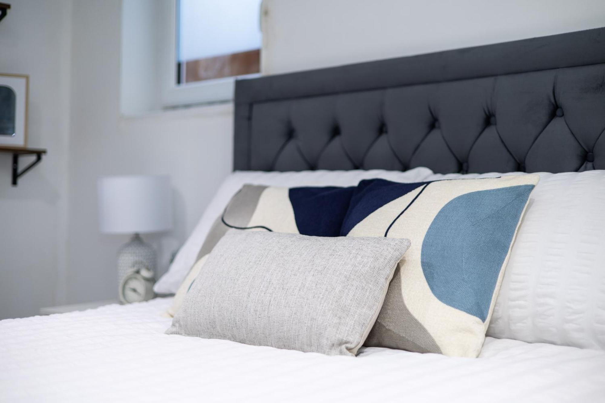 Apartment Exclusive - Close To Centre, Contactless Entry, Free Parking, Wifi & Netflix Leeds (West Yorkshire)