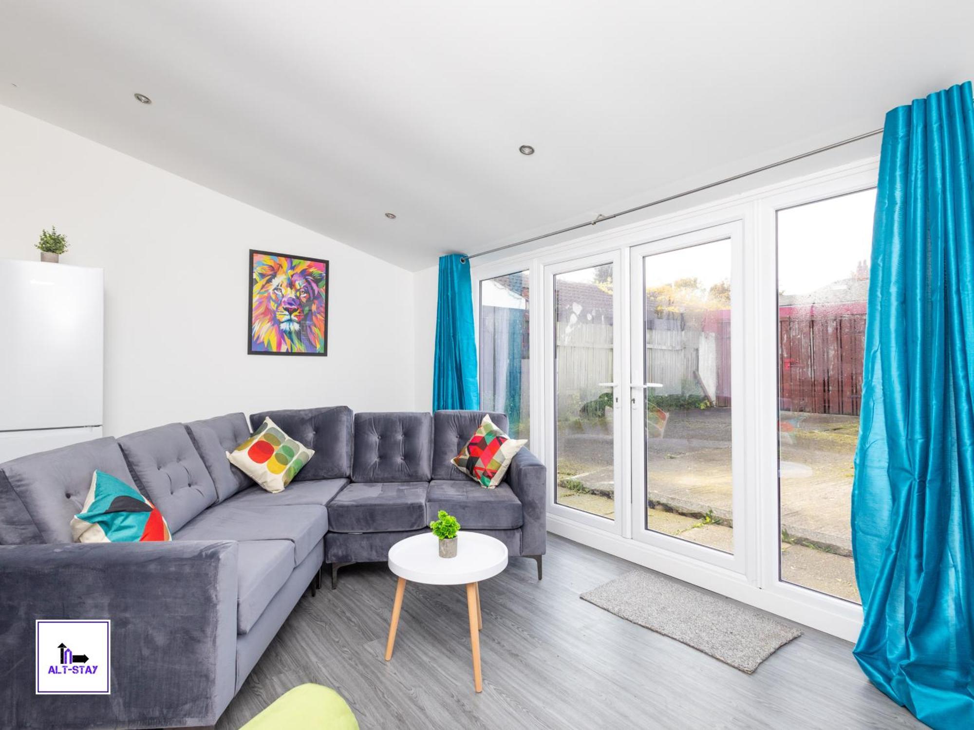 Alt-Stay Temple Newsam - 4 Bed - 10 Percent Off Monthly - Contractors, Insurance, Relocation - Long Stays Welcome
