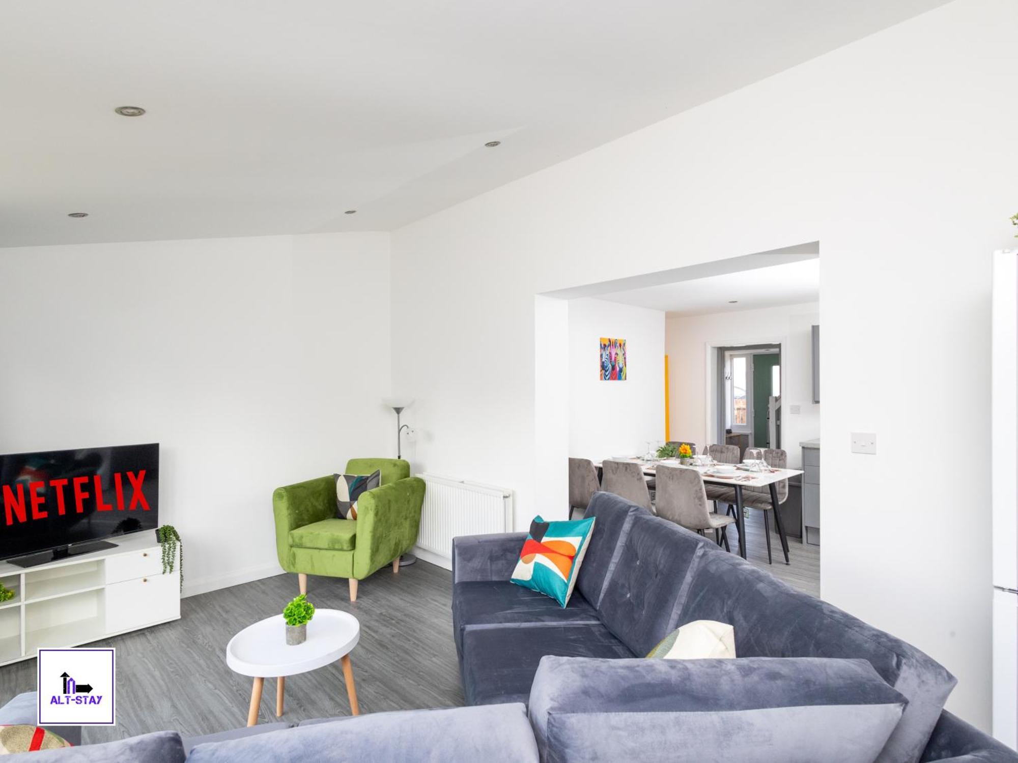 Alt-Stay Temple Newsam - 4 Bed - 10 Percent Off Monthly - Contractors, Insurance, Relocation - Long Stays Welcome *