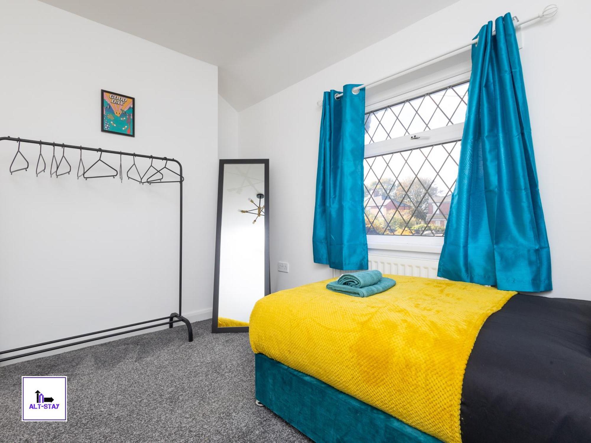 Alt-Stay Temple Newsam - 4 Bed - 10 Percent Off Monthly - Contractors, Insurance, Relocation - Long Stays Welcome *