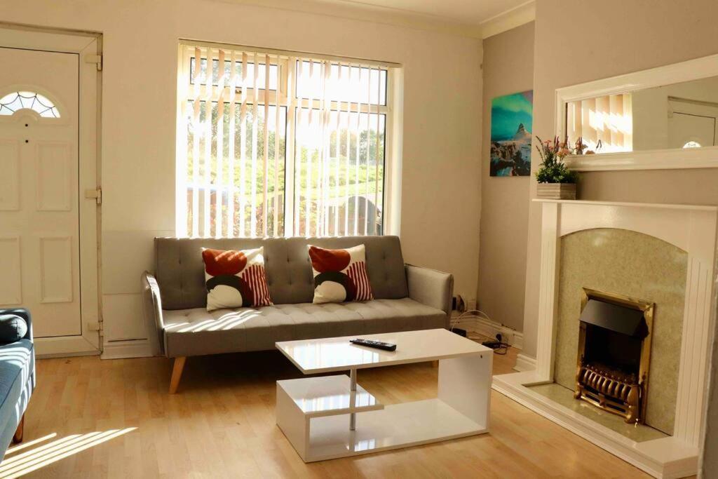 Apartment Stunning Free Wifi &parking