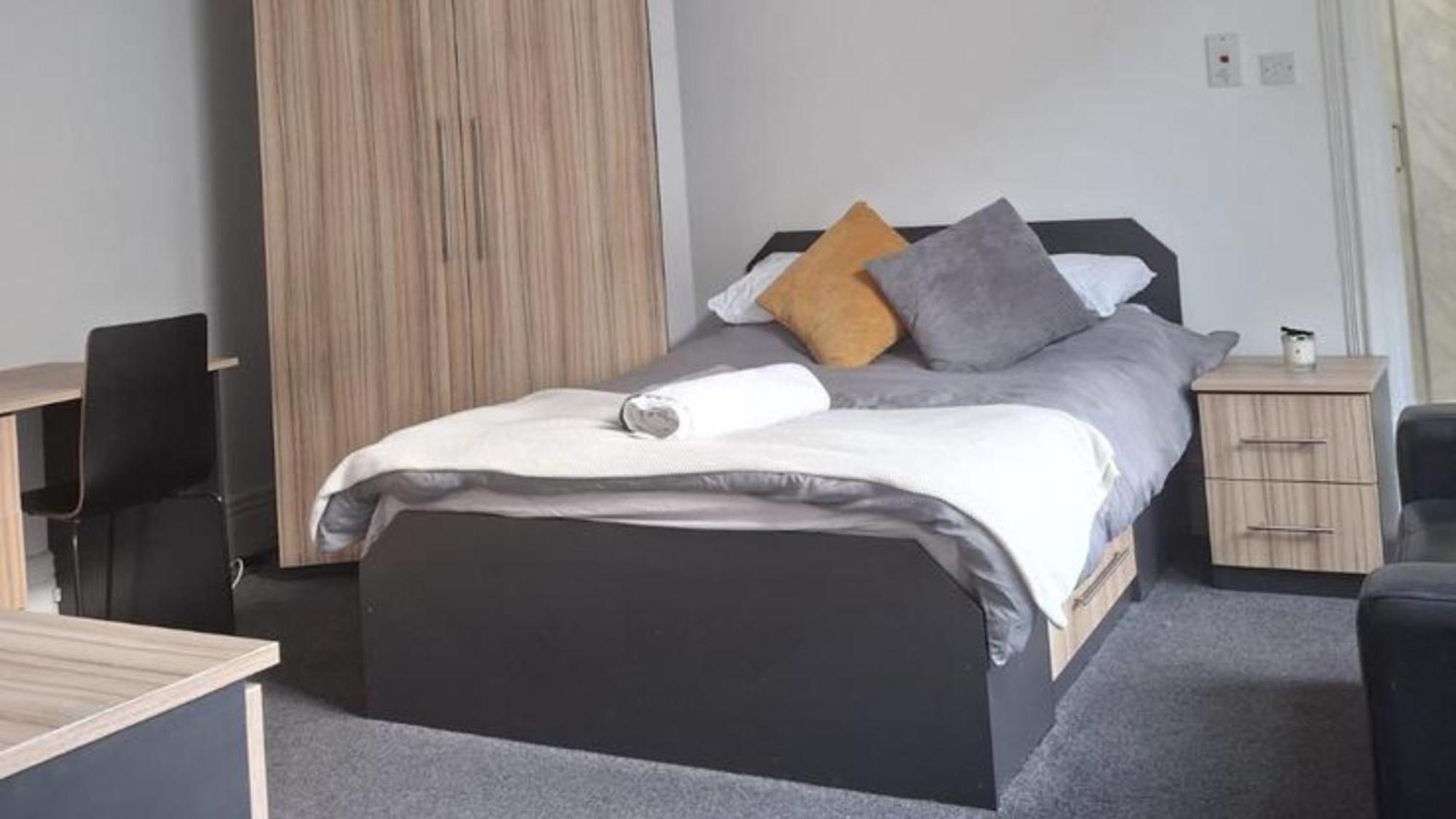 One Bedroom Flat By Brookland Serviced Short Lets With Free Wifi Apartment *