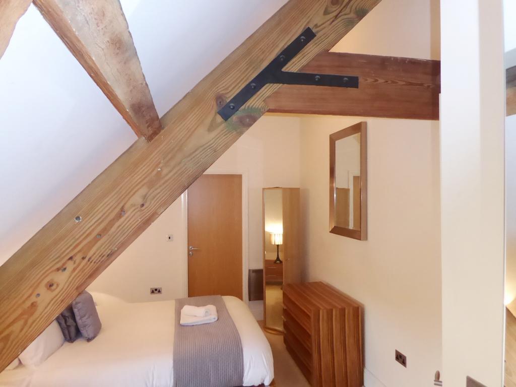 Apartment School House Mews, 2 Rodley Hall *