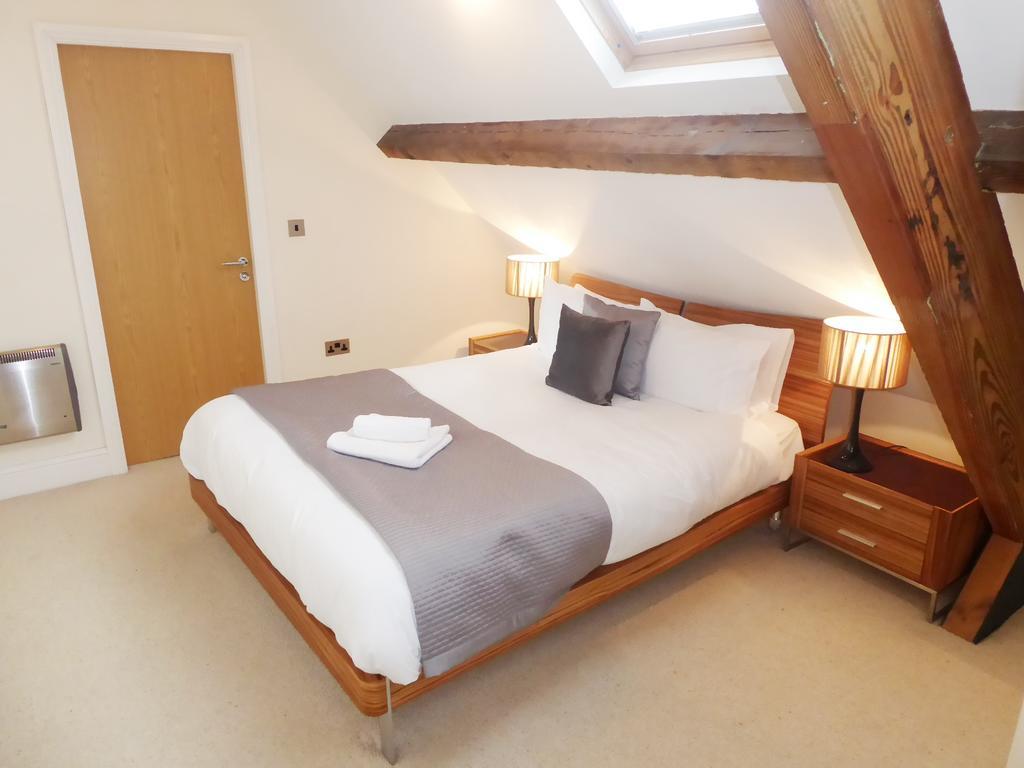 School House Mews, 2 Rodley Hall Apartment *