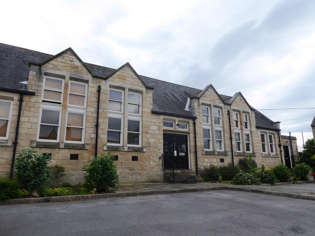 Apartment School House Mews, 2 Rodley Hall *