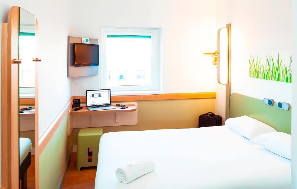 Ibis Budget Centre Crown Point Road