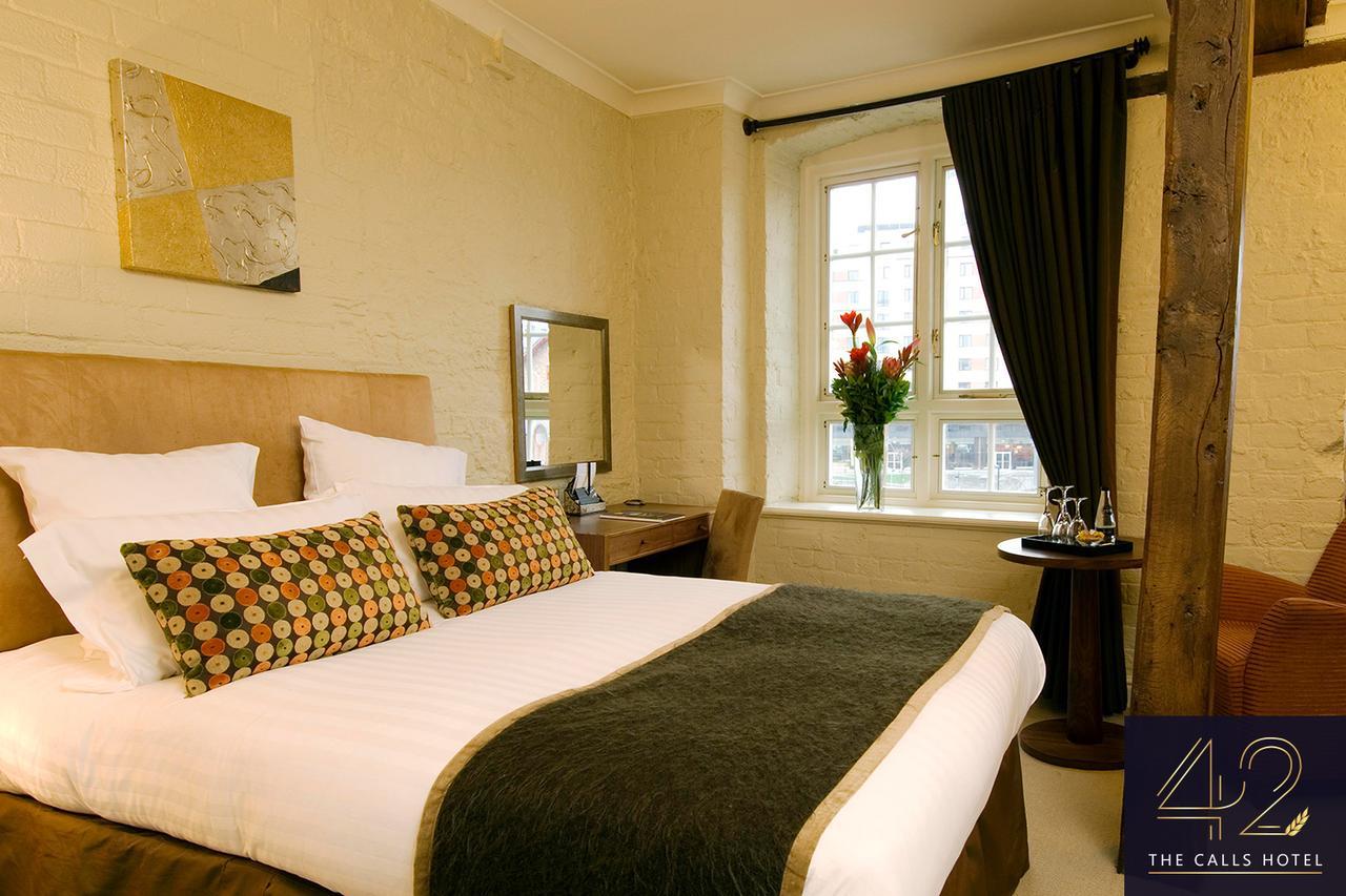 Hotel 42 The Calls 4*
