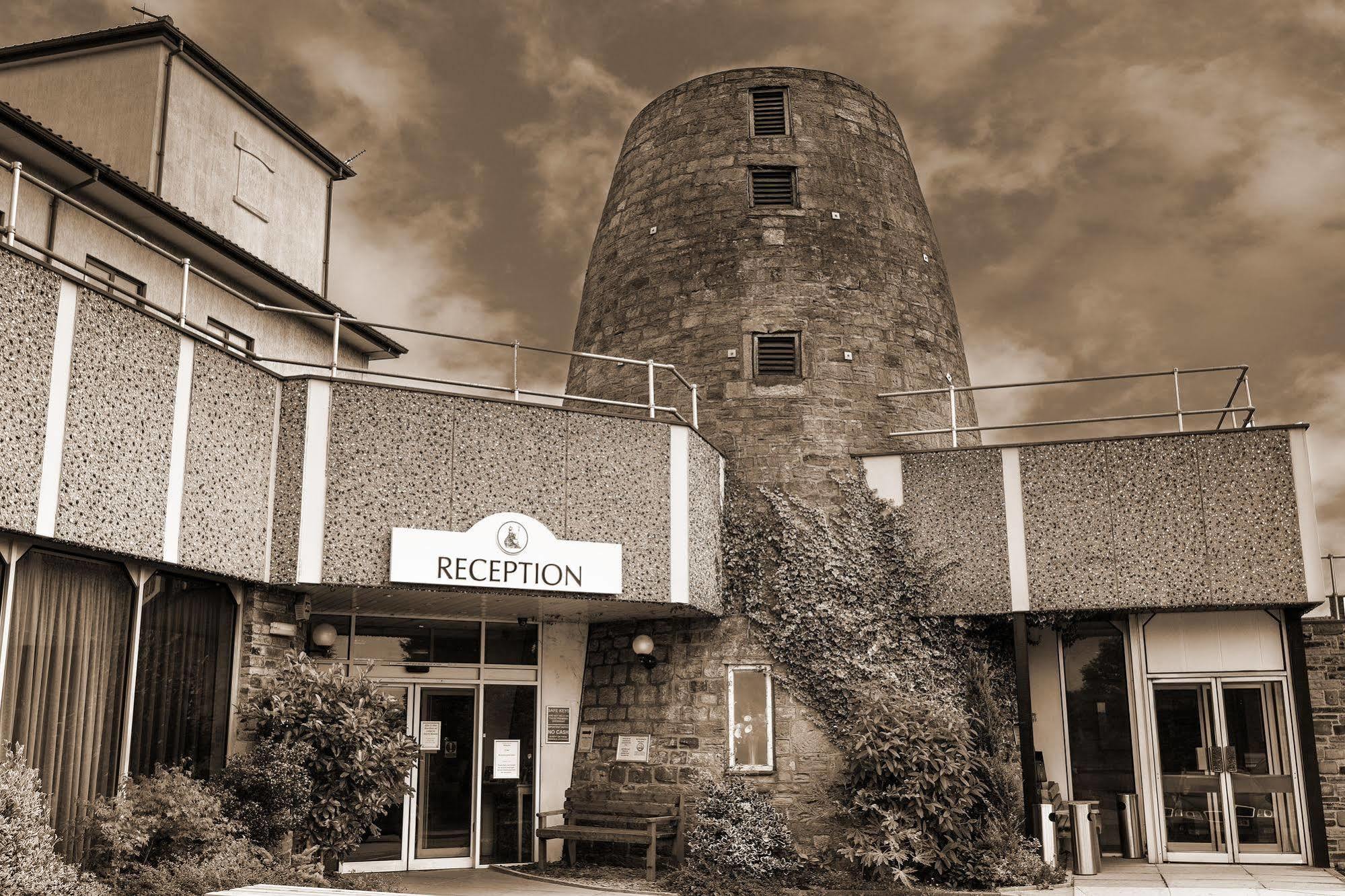 Hotel Britannia Leeds 3*