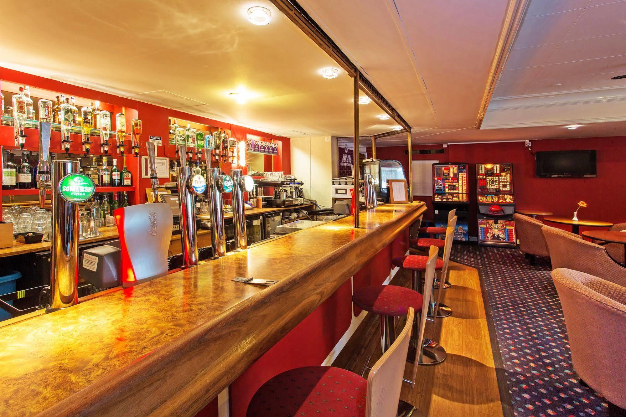 Britannia Leeds 3*