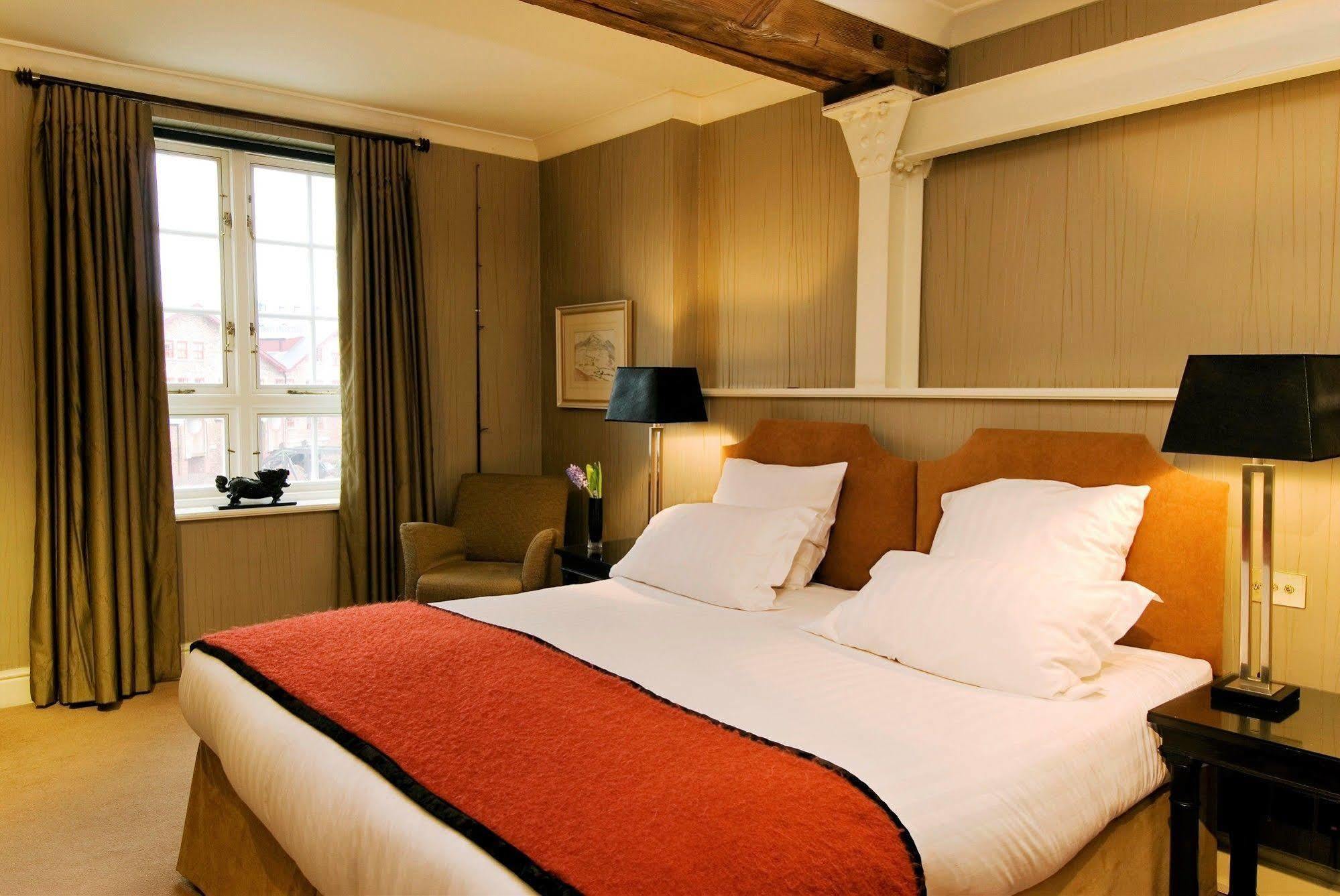 42 The Calls Hotel 4*