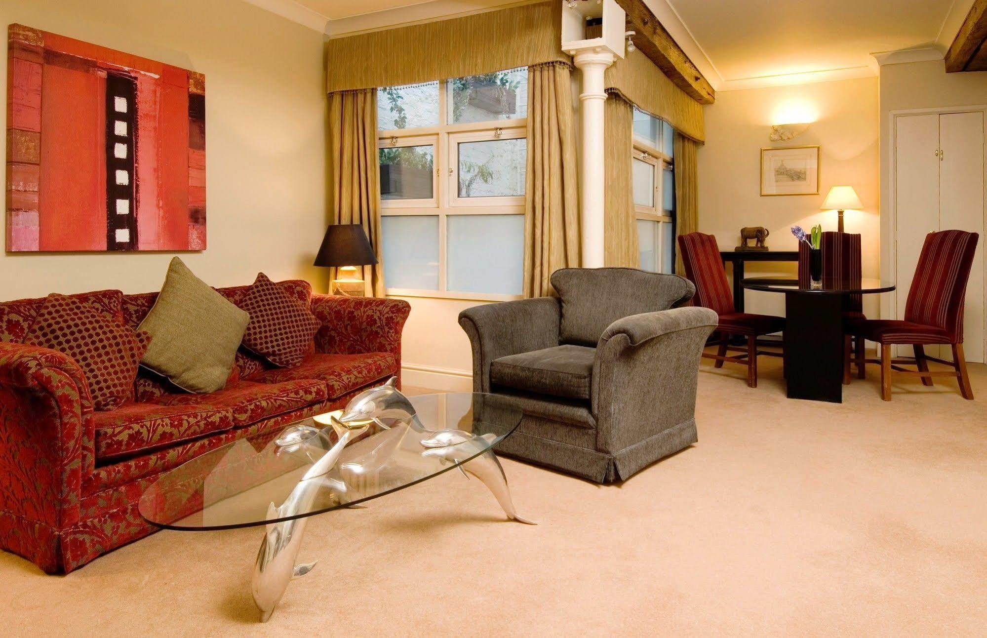 Hotel 42 The Calls 4*