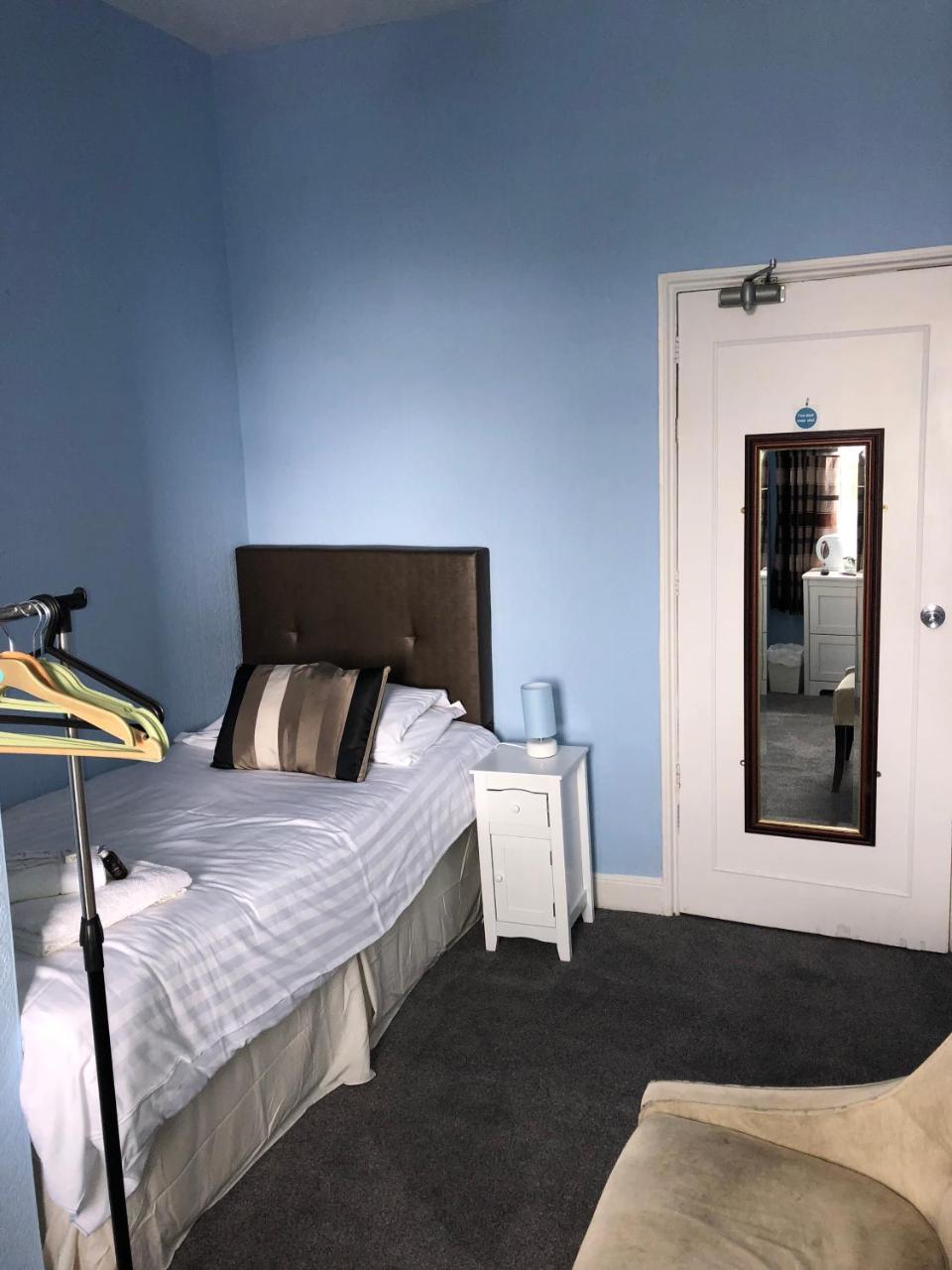 Guest house Peasehill 3*