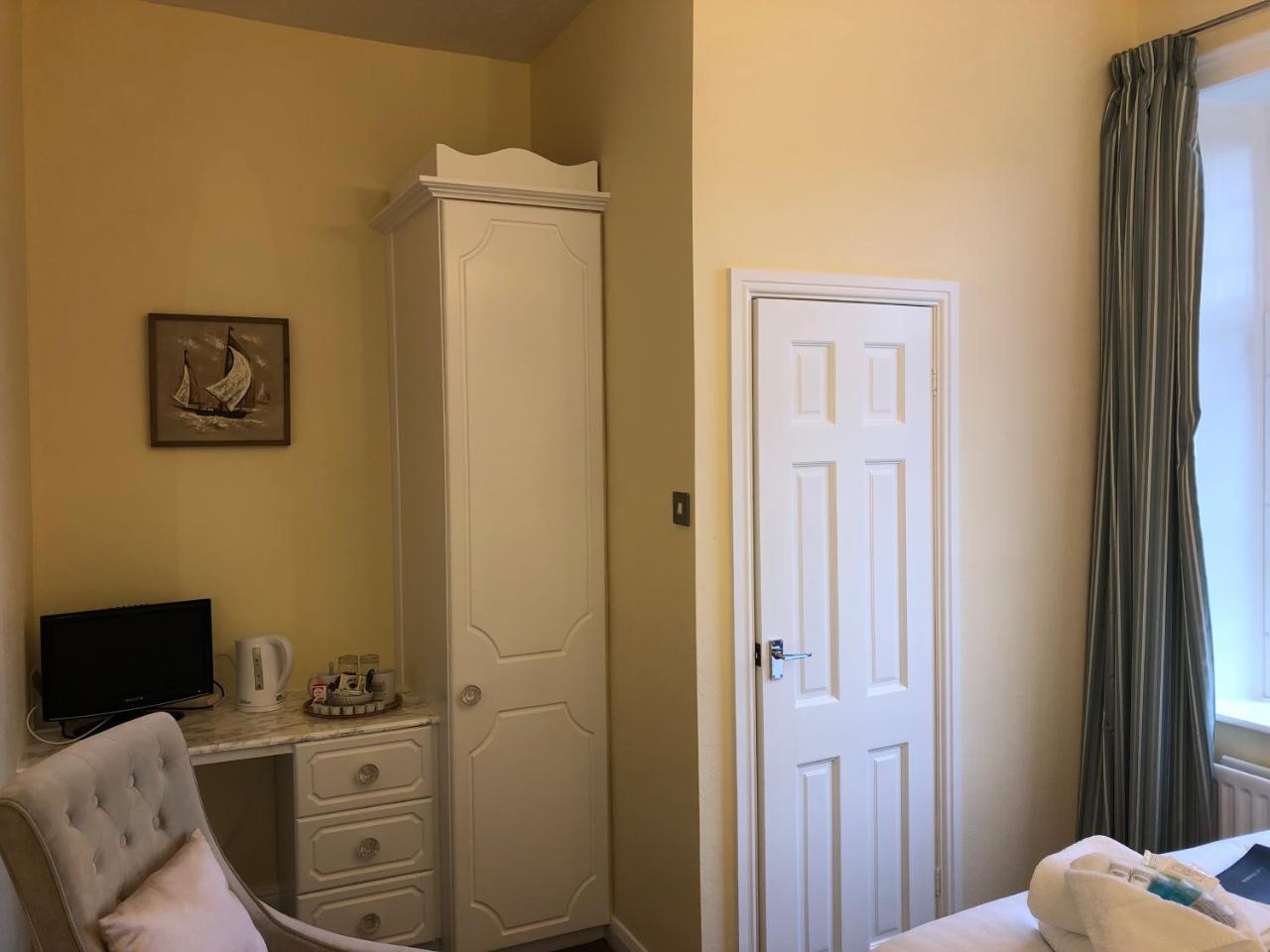 Peasehill Leeds (West Yorkshire)