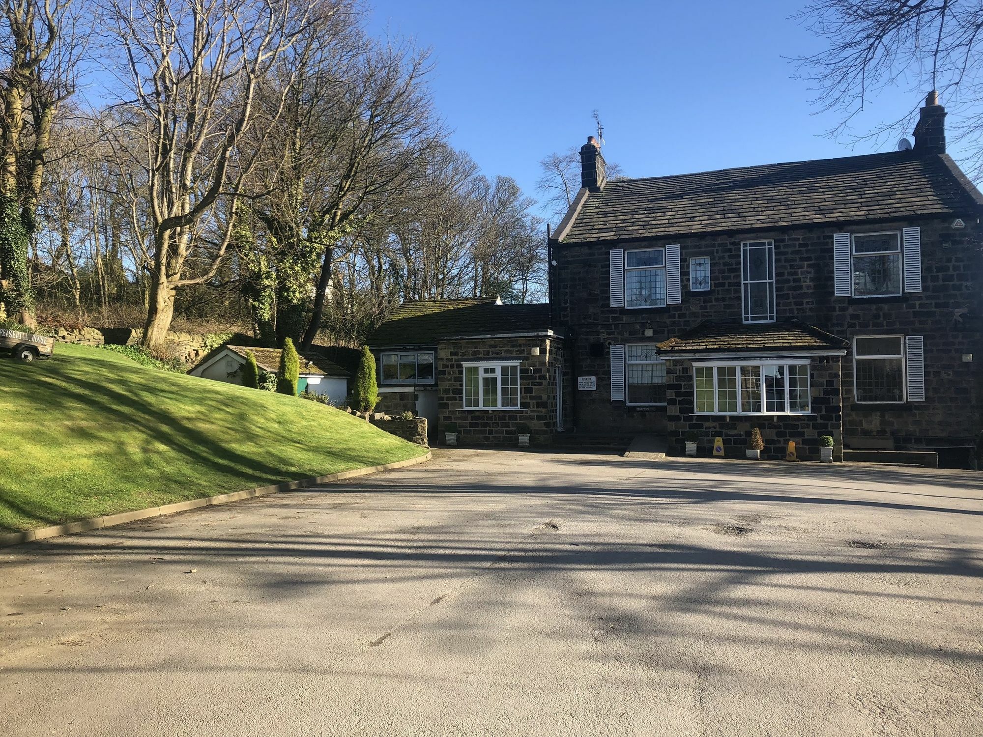 Peasehill Guest house Leeds (West Yorkshire)
