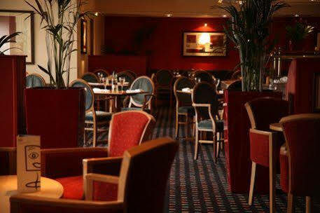 Hotel Britannia Leeds 3*