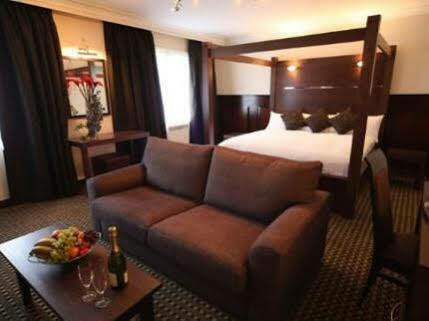 Hotel Britannia Leeds 3*
