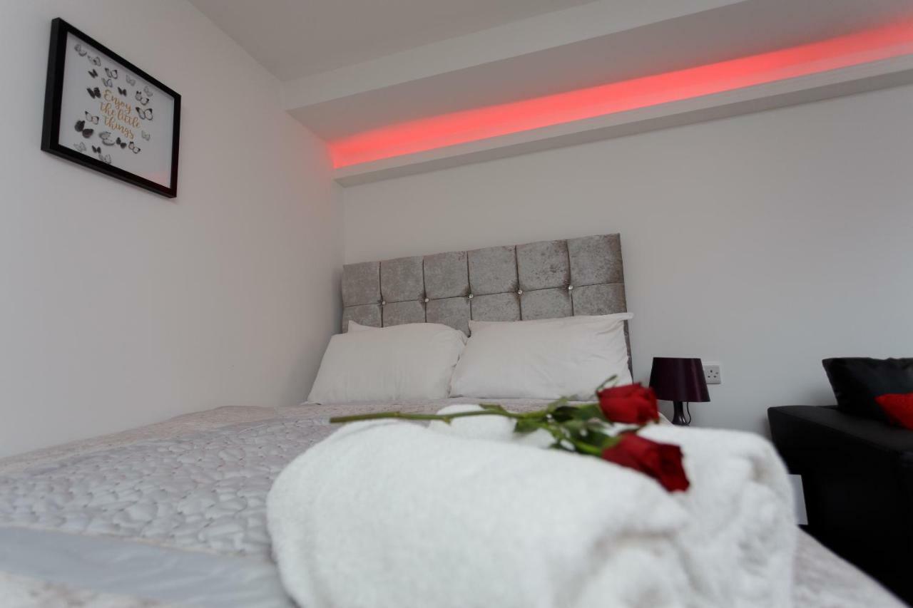 Clifton Bespoke Serviced Apartment *