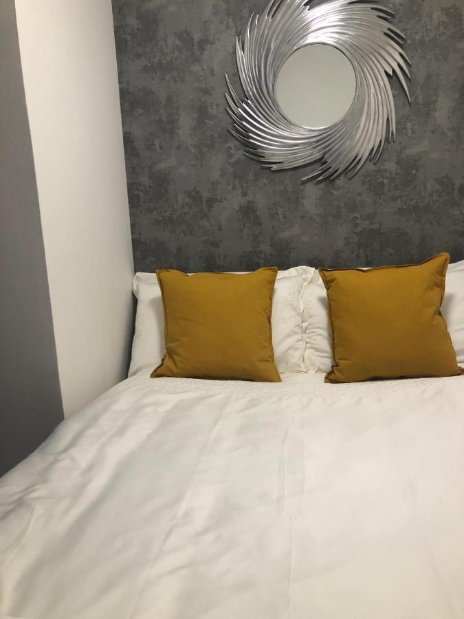 Stunning In Leeds Financial Quarter Apartment *