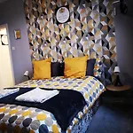 Mini Hotel Leeds