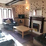 The Cottage, Cosy 2 Bedroom Pet Friendly Perfect For Contractors Free Secure Parking,Cctv