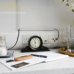 Best Value !!! - The Cakide, Dubell Serviced Apartments Leeds, Up To 2 Guests, Ample Street Parking, Wifi & Netflix