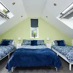 Homebird Property - Wilfrid House