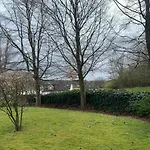 Headingley-Weetwood Stunning Apartment Set In Beautiful Grounds