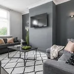 Beautiful 4Bd Family Home Burley Leeds