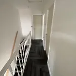 Entire Luxury Holiday Home Leeds