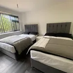 Entire Luxury Holiday Home Leeds
