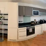 2 Bed Apartment In Granary Wharf Leeds