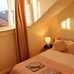 Cozy Family Stay With Free Parking And Wifi