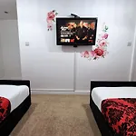 *F43Nh* Setup For Your Most Relaxed & Cosy Stay + Free Parking + Free Fast Wifi *