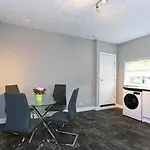 One Of A Kind 4 Bed Guest House