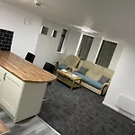 Luxury Inn 1