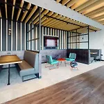 Private Ensuite Bedrooms At Altus House Near Leeds City Centre