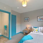 Elland Road Guesthouse