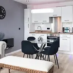 Central Leeds Penthouse
