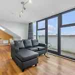 Roomzzz Aparthotel Leeds Headingley