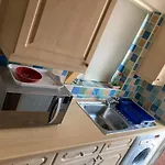 Harman Suites Self-Catering Apartments Free Wifi & Parking