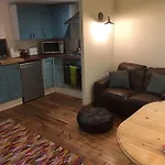 The Quirky, Cosy Hideaway! An Apartment Close To Leeds City Centre