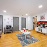 *F2Gh* For Your Most Relaxed & Cosy Stay + Free Parking + Free Fast Wifi *