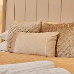 Modern Leeds Dock Apt &Free Secure Parking!