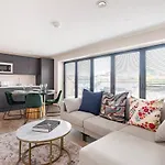 Aire Apartments