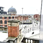Mpl Luxury City Apartments - Free Netflix & Prime - First Direct Arena- Trinity Shopping - Sleeps 3-4