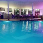 Village Hotel Leeds North