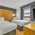 Roomzzz Aparthotel Leeds City West
