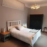 Cosy 2Bed Apartment Near Roundhay Park