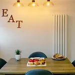Stylish And Cosy Cottage In The Heart Of Yorkshire